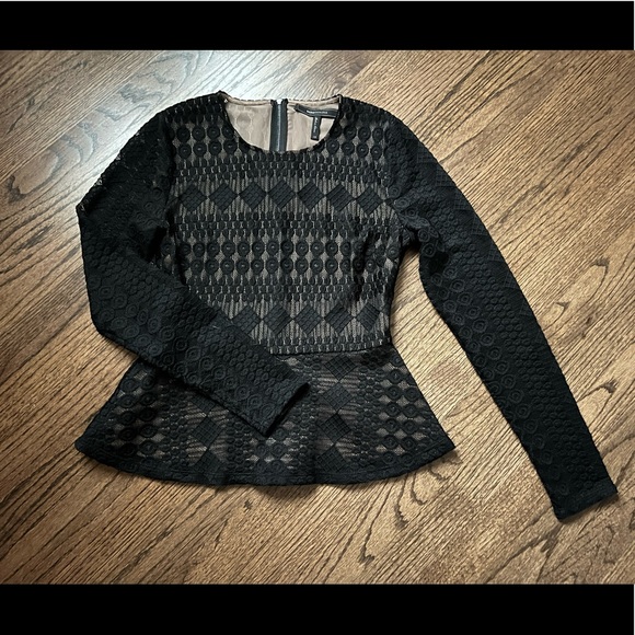 BCBGMaxAzria Tops - BCBG lace top size XS